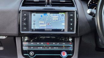 Jaguar F-Pace PORTFOLIO AWD