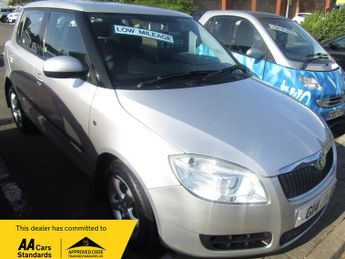 Skoda Fabia 2 16V 85