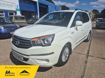 Ssangyong Turismo 2.0 e-XDi ES MPV 5dr Diesel T-Tronic Euro 5 (155 ps)