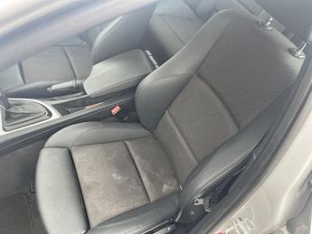 BMW 1 SERIES 2.0 120d M Sport Hatchback 5dr Diesel Steptronic Euro 4 (177 ps)