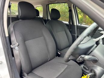 Dacia Duster AMBIANCE DCI