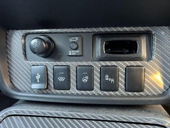 Mitsubishi Outlander PHEV 4H