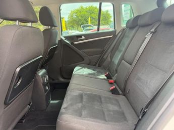 Volkswagen Tiguan MATCH TDI BLUEMOTION TECH 4MOTION DSG