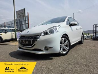 Peugeot 208 ALLURE