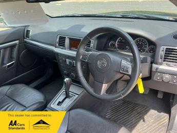 Vauxhall Vectra DESIGN 16V