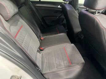 Volkswagen Golf GTi 2.0 Golf GTi Performance TSi Semi-Auto 5dr