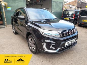 Suzuki Grand Vitara SZ-T DUALJET HYBRID, AUTO, NAV AND CAMERA, 1 OWNER, AUTO, BLACK 