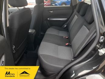 Suzuki Grand Vitara SZ-T DUALJET HYBRID, AUTO, NAV AND CAMERA, 1 OWNER, AUTO, BLACK 