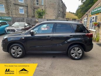 Suzuki Grand Vitara SZ-T DUALJET HYBRID, AUTO, NAV AND CAMERA, 1 OWNER, AUTO, BLACK 