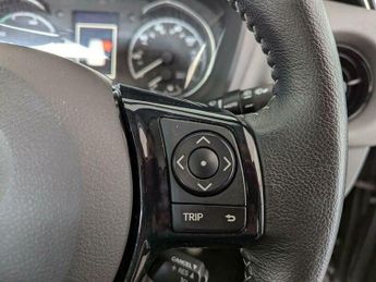 Toyota Yaris 1.5 VVT-h Icon E-CVT Euro 6 (s/s) 5dr