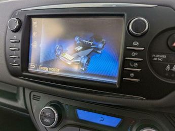 Toyota Yaris 1.5 VVT-h Icon E-CVT Euro 6 (s/s) 5dr