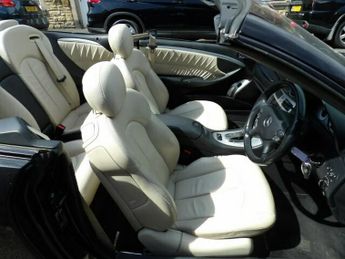 Mercedes-Benz CLK 3.0 CLK 280 Sport Cabriolet 2dr Petrol AUTOMATIC