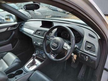 Audi Q3 2.0 TFSI S line S Tronic quattro Euro 5 (s/s) 5dr