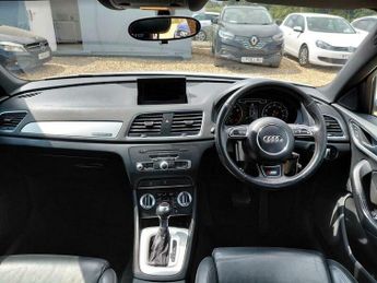 Audi Q3 2.0 TFSI S line S Tronic quattro Euro 5 (s/s) 5dr