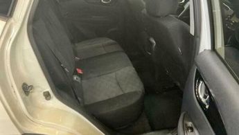 Nissan Qashqai 1.6 dCi N-Connecta XTRON 2WD Euro 6 (s/s) 5dr