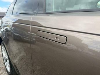 Land Rover Range Rover Velar R-DYNAMIC HSE