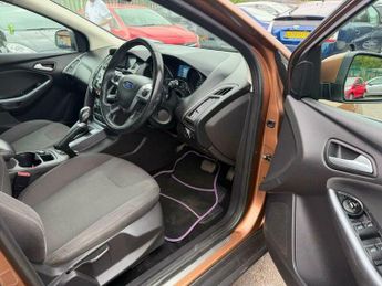 Ford Focus 1.6 Titanium Navigator Powershift Euro 5 5dr