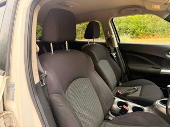 Nissan Juke 1.2 DIG-T Acenta Euro 5 (s/s) 5dr Euro 5