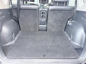 Toyota RAV4 D-CAT SR AWD AUTO DIESEL 114K MILES SATNAV CAMERA SERVICED