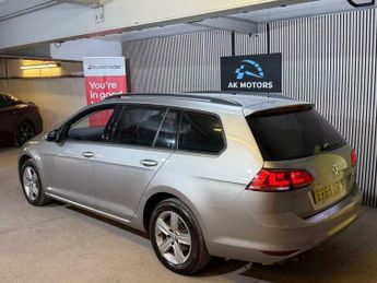 Volkswagen Golf 1.6 TDI BlueMotion Tech SE DSG Euro 6 (s/s) 5dr