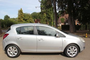 Vauxhall Corsa 1.4i 16v Design Hatchback 5dr Petrol Automatic (a/c) (158 g/km, 