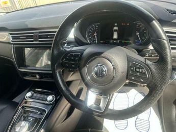 MG MG5 61.1kWh Exclusive Long Range Auto 5dr