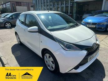 Toyota AYGO 1.0 VVT-i x-play Euro 5 5dr Euro 5
