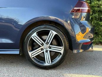 Volkswagen Golf 2.0 TSI BlueMotion Tech R DSG 4Motion Euro 6 (s/s) 3dr