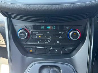 Ford Kuga 1.5 TDCi ST-Line Powershift Euro 6 (s/s) 5dr