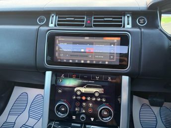 Land Rover Range Rover 3.0 SD V6 Vogue SUV 5dr Diesel Auto 4WD Euro 6 (s/s) (275 ps)