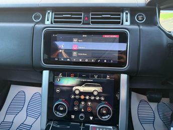 Land Rover Range Rover 3.0 SD V6 Vogue SUV 5dr Diesel Auto 4WD Euro 6 (s/s) (275 ps)