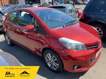 Toyota Yaris VVT-I ICON PLUS