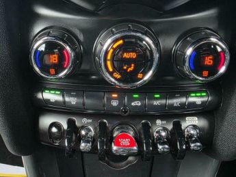 MINI Convertible 1.5 Cooper Euro 6 (s/s) 2dr