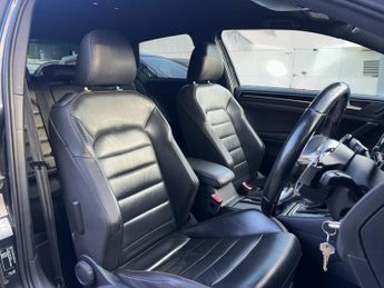Volkswagen Golf GTi 2.0 TSI BlueMotion Tech GTI Performance Hatchback 3dr Petrol DSG
