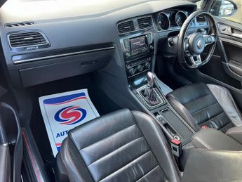Volkswagen Golf GTi 2.0 TSI BlueMotion Tech GTI Performance Hatchback 3dr Petrol DSG