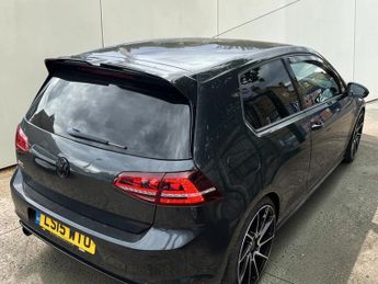 Volkswagen Golf GTi 2.0 TSI BlueMotion Tech GTI Performance Hatchback 3dr Petrol DSG