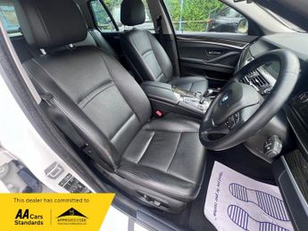 BMW 5 SERIES 2.0 520d Luxury Touring 5dr Diesel Auto Euro 6 (s/s) (184 ps)