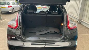 Nissan Juke 1.6 Tekna SUV 5dr Petrol XTRON Euro 6 (117 ps)