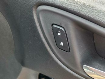 Vauxhall Astra 1.6 CDTi BlueInjection Elite Nav Sports Tourer Auto Euro 6 (s/s)