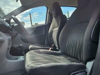 Nissan Pixo 1.0 n-tec Auto Euro 5 5dr