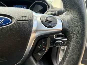 Ford Focus 1.6 Titanium Powershift Euro 5 5dr