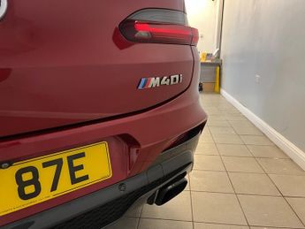 BMW X4 M40I