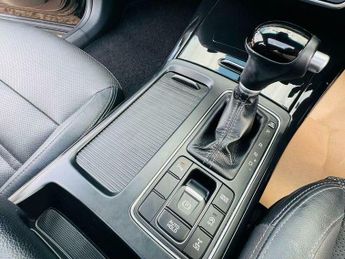Kia Sorento 2.2 CRDi KX-3 SUV 5dr Diesel Auto AWD Euro 6 (197 bhp)