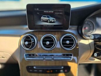 Mercedes-Benz C Class 2.1 GLC250d Sport (Premium) G-Tronic 4MATIC Euro 6 (s/s) 5dr