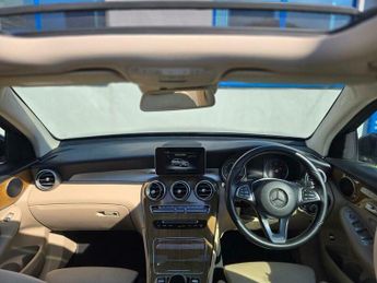 Mercedes-Benz C Class 2.1 GLC250d Sport (Premium) G-Tronic 4MATIC Euro 6 (s/s) 5dr