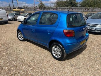 Toyota Yaris VVTI T SPIRIT