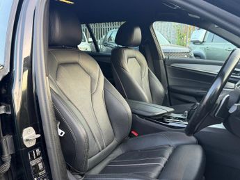 BMW 5 SERIES 3.0 530d MHT SE Touring 5dr Diesel Hybrid Steptronic xDrive Euro