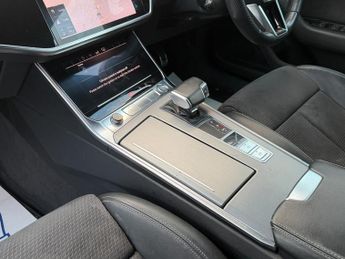 Audi A6 Avant 2.0 TDI 40 S line Estate 5dr Diesel S Tronic Euro 6 (s/s) (204 p