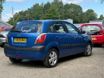 Kia Rio 1.4 3 5dr