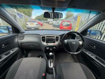 Kia Rio 1.4 3 5dr